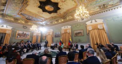 Delegación diplomática viaja a Washington para formalizar el inicio de una nueva era entre Venezuela y EE.UU.
